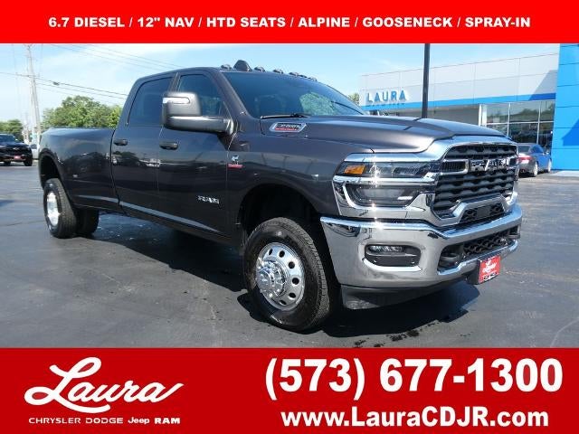 2026 RAM 3500 Big Horn Crew Cab 4x4 8' Box in Granite Crystal Metallic Clearcoat — front three-quarter view