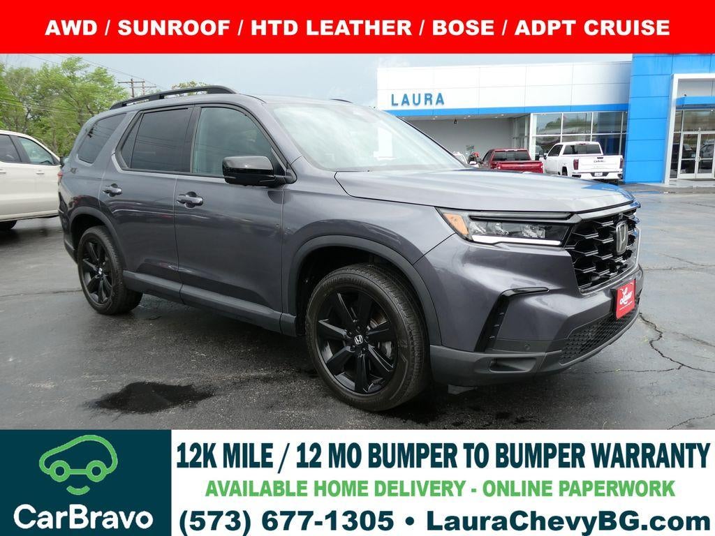 2025 Honda Pilot Black Edition in Gray — front three-quarter view